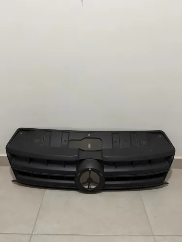 Peça pára-choque dianteiro Amarok