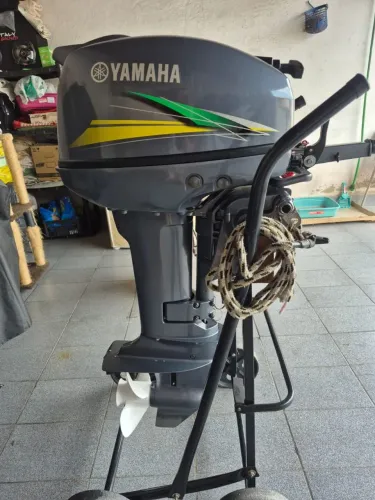 Motor de popa yamaha 15hp