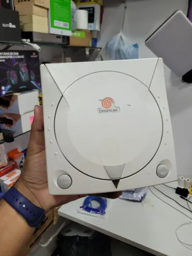 Sega Dreamcast HKT-3020 (No Estado / Para Manutenção ou Peças)