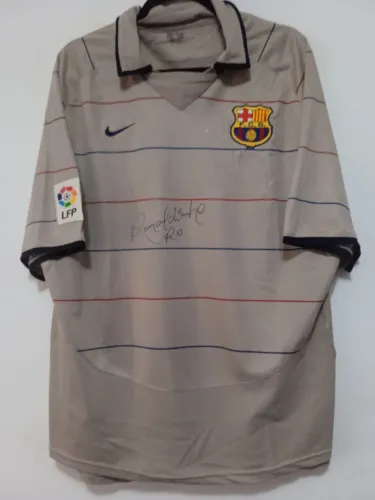 Camisa Barcelona 2004 / 2005 #10 Ronaldinho Jogo Autografada Certificada