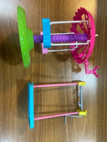Carrossel pets da Barbie + suporte para Chelsea ginasta 