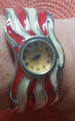Relógio analógico americano com pulseira de pressão, antiguidade