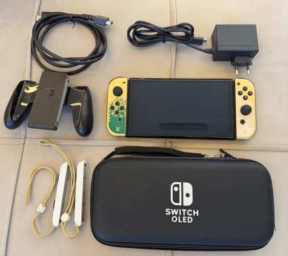 Vendo Nintendo Switch OLED Edição Especial Zelda