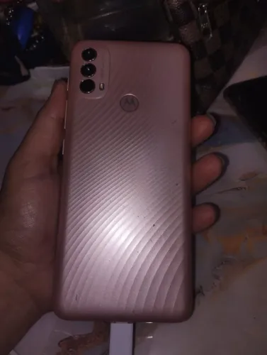 E40