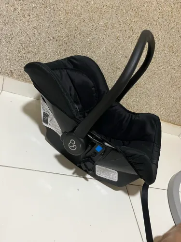Bebê conforto grid 0 a 13kg Galzerano cor preto