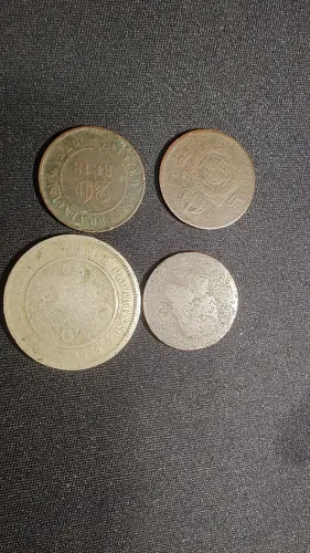 Lote de 60 moedas antigas do Brasil