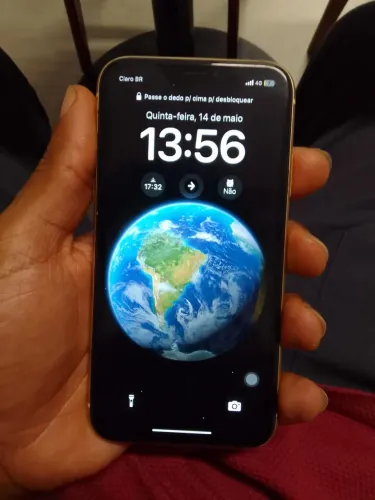 iPhone XR 128 gigas Amarelo 