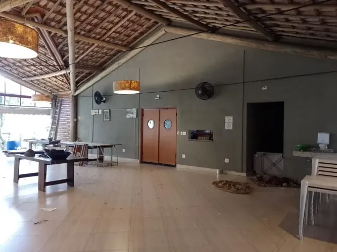 Ponto comercial, Casa, Salão para restaurante - Quiririm