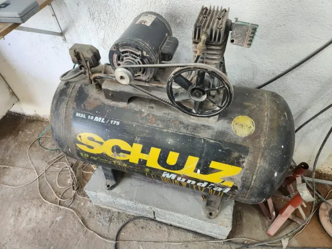 Compressor grande 175 litros