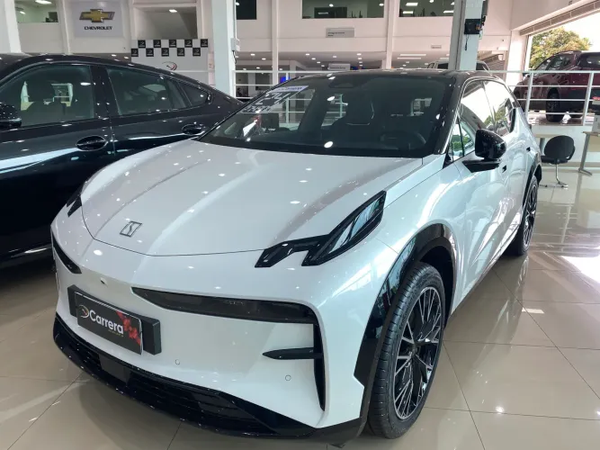 Zeekr X Flagship Flagship (elétrico) 2025