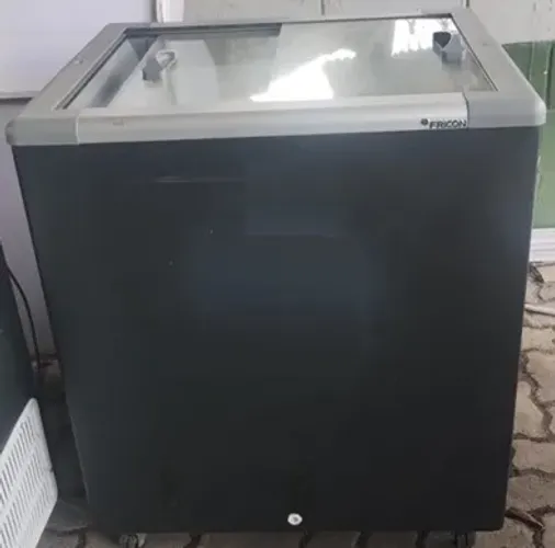 Freezers Fricon 311L e 216L - 220V - Semi-novos