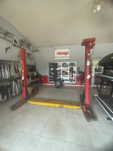 Elevador de carro 2.500 kg