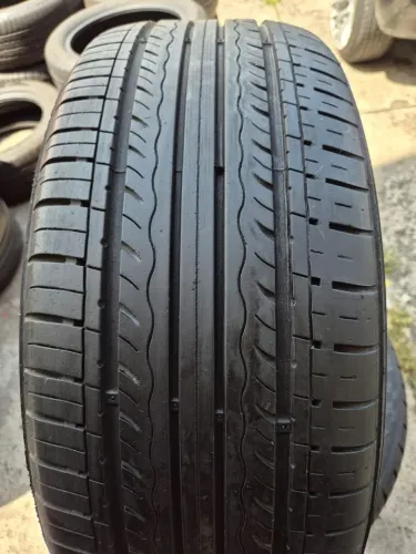 Pneu avulso 225 50 aro 17 Kumho
