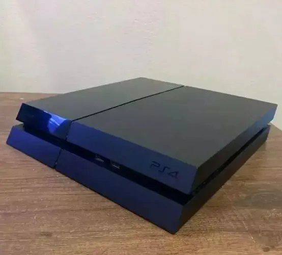 PlayStation 4 com defeito para retirar peças
