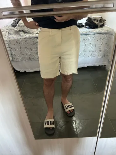 Bermuda Zara com Linho Bege M