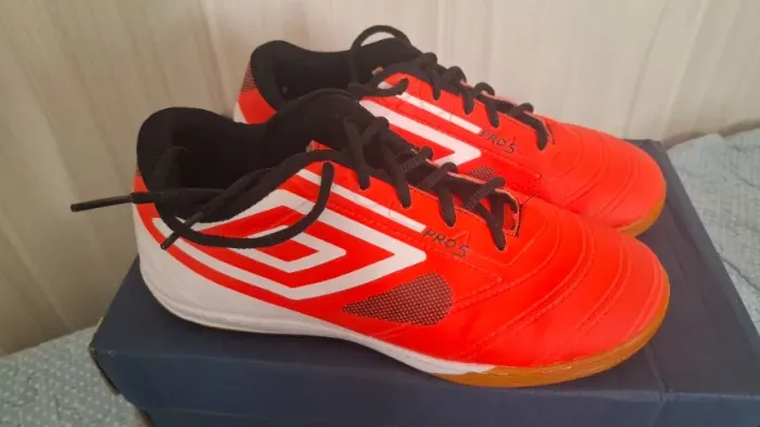 Chuteira futsal Umbro