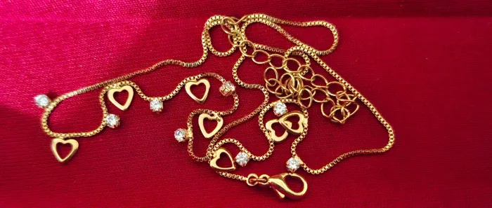 Chocker Corações Folheado Ouro 18k