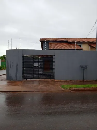 Ágio Casa de esquina avenida