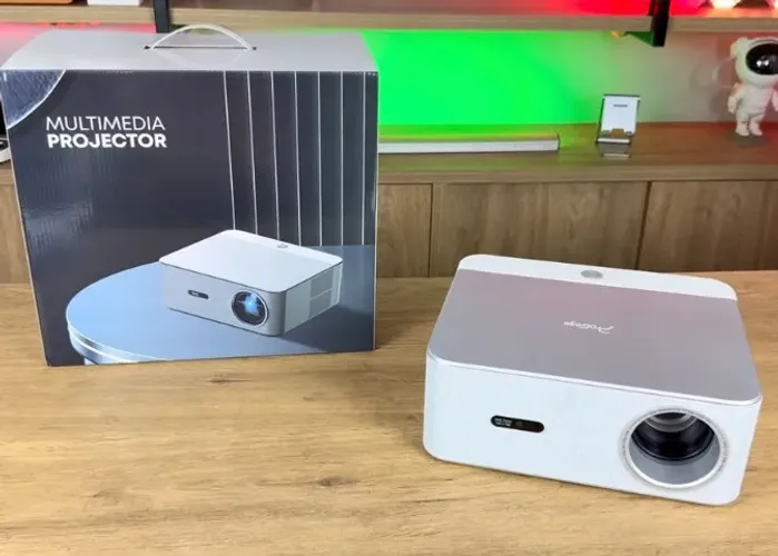 Projetor Progaga 610W Full HD