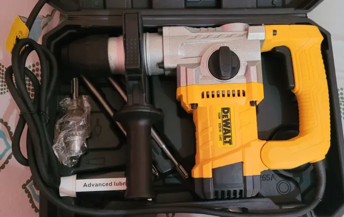 Furadeira-martelete dewalt 5kg