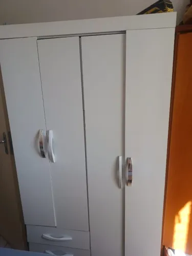 Guarda Roupa