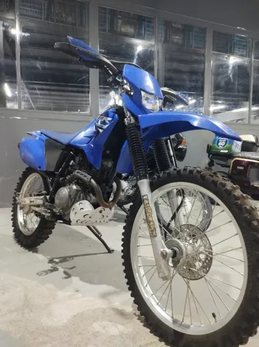 Yamaha TTR 230 2025 Muito nova e com acessórios!!