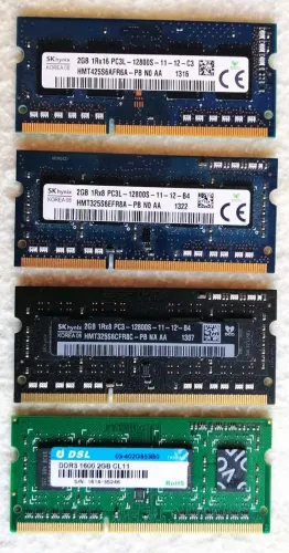 LOTE de 4 pentes de memória RAM p/NOTEBOOK - HYNIX e DSL - DDR3 1600 de 2 Gigas cada pente