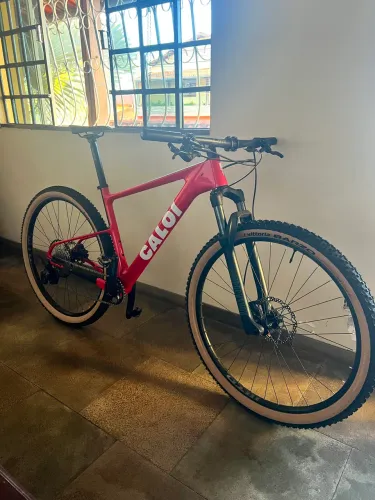 Bike Caloi Elite Carbon