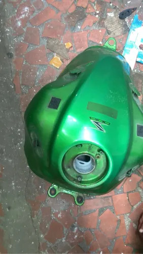 Tanque de Kawasaki z800