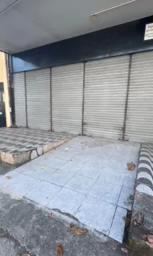 Loja próximo a praça 2 