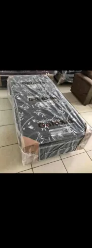 Cama solteiro nova entrego