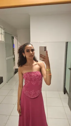 Vestido Longo Rosa Vintage Bordado - Elegância Clássica