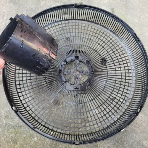 Grade Traseira de ventilador Mundial