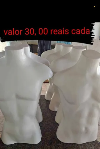 Manequins