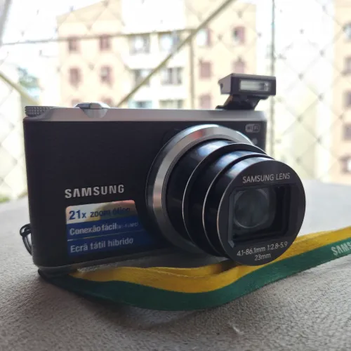 Câmera Digital Samsung WB350F Zoom 21x + Cartão + Bateria Original + Leitor e Carregador.