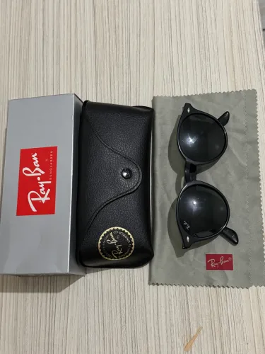 Ray-Ban Óculos Ray-Ban do Rb2180