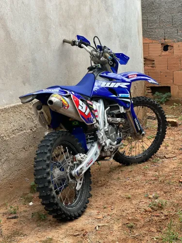 Wr 250 , muito nova 