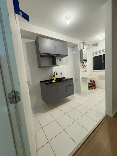 Apartamento à venda em condomínio no Parque Arariba, São Paulo-SP: 2 quartos, 1 sala, 1 ba