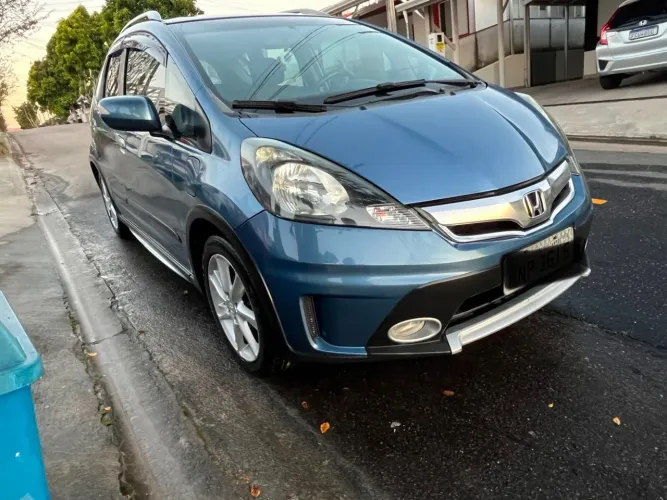 Honda Fit Twist 1.5 Flex 16V 5P Mec. 2014