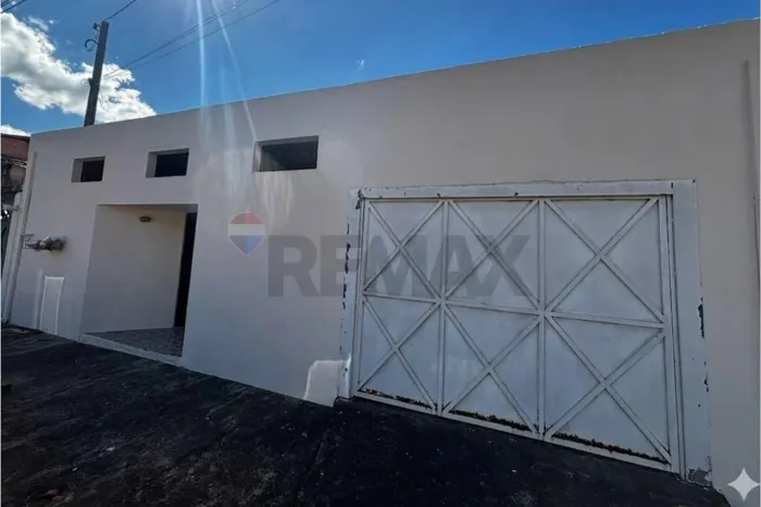 Casa Recreio do Havaí, em Botucatu: Oportunidade Única!