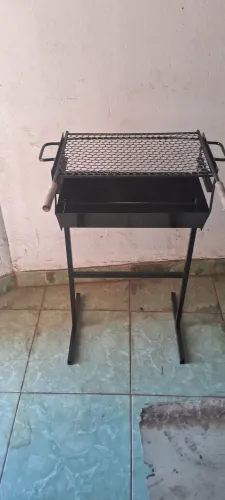 Churrasqueira pra uso doméstico com Grelha moeda inoxidável