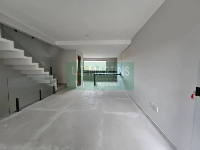 Casa à Venda em Santa Amélia BH | 3 Quartos, Suíte e 2 Vagas