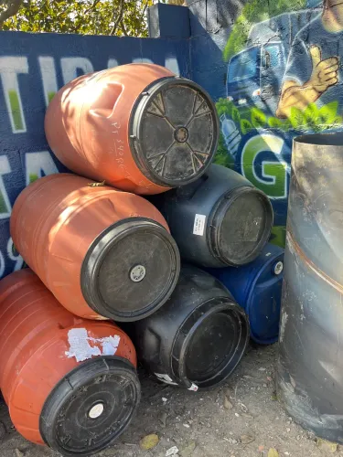 Bombonas 200 a 220Litros