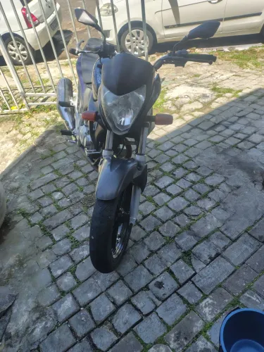 Cb 300 em dias