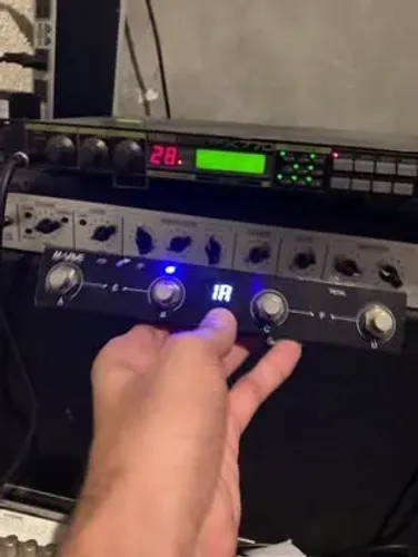 Rack de efeitos Yamaha fx 770 (pedaleira guitarra, processador)