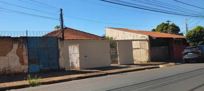 Casa a Venda !!!! Estudamos ofertas