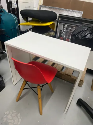 Mesa e cadeira infantil