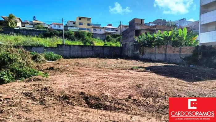 Venda de Terreno / Padrão na cidade de SALVADOR