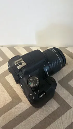 Câmara cânon t7 sem lente