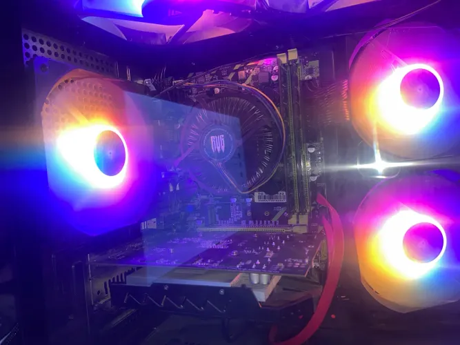 Vendo kit de pc gamer e teclado mecanico